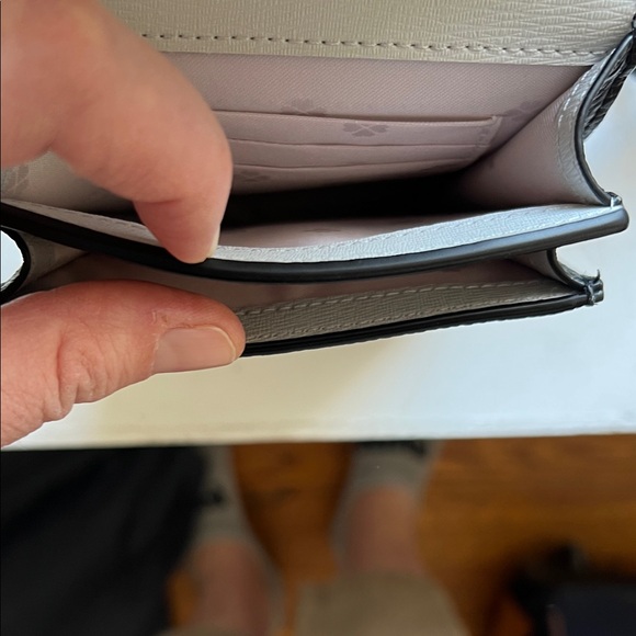 Excellent Condition Kate Spade Black Leather Crossbody Fits phone - Picture 4 of 9